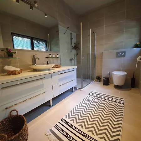 بيت خشبي أوليمبوس ماونتن لودج